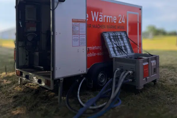 Heizmobil mit Warmwasserstation von Mobile Wärme 24